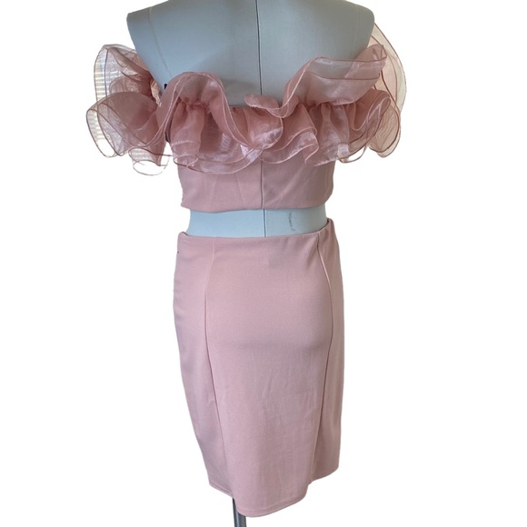 Pink Skirt Set Women’s Size Large - Picture 6 of 10